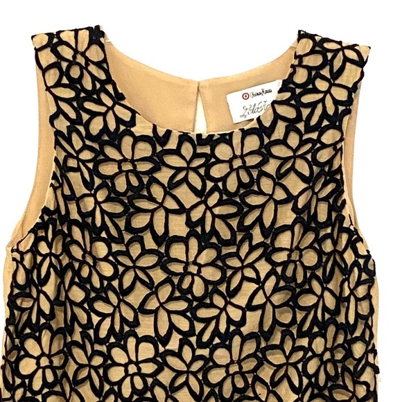 Lela Rose Neiman Marcus for Target Black Crochet Overlay Silk Blend Blouse Sz S - Picture 3 of 9